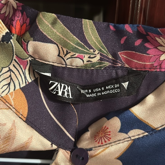 ZARA satin effect printed crop top size small - Picture 8 of 10